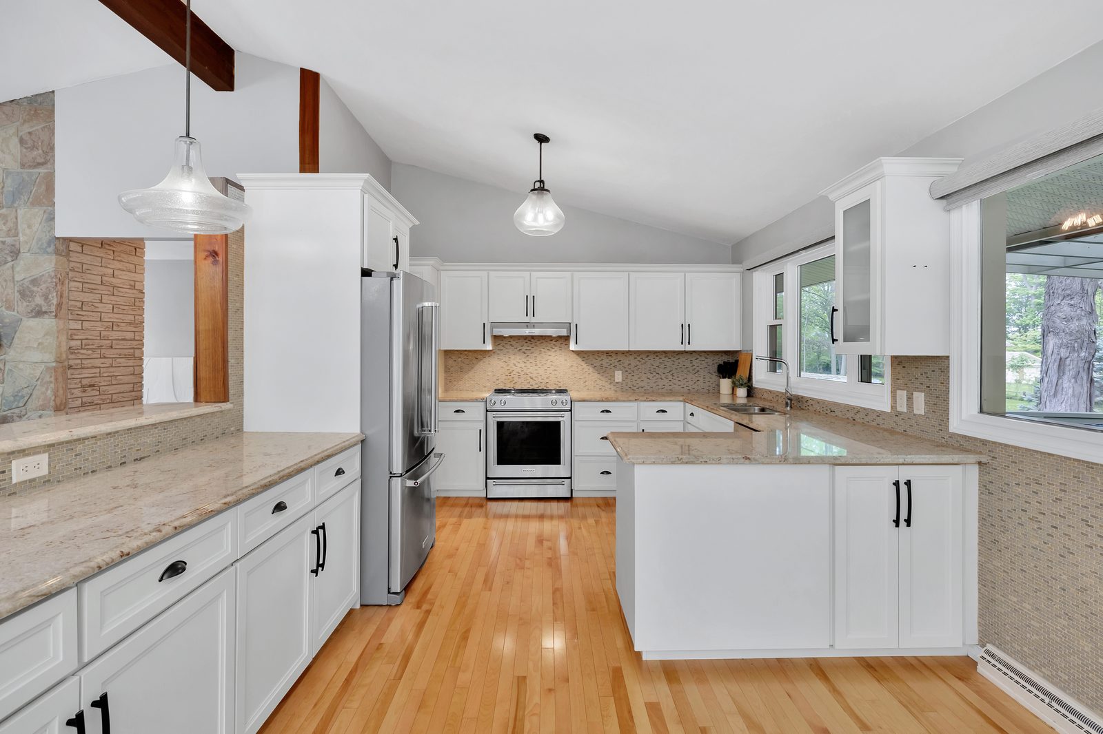 Flambient kitchen — natural light balance